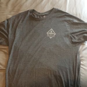 Size L gray Volcom shirt
